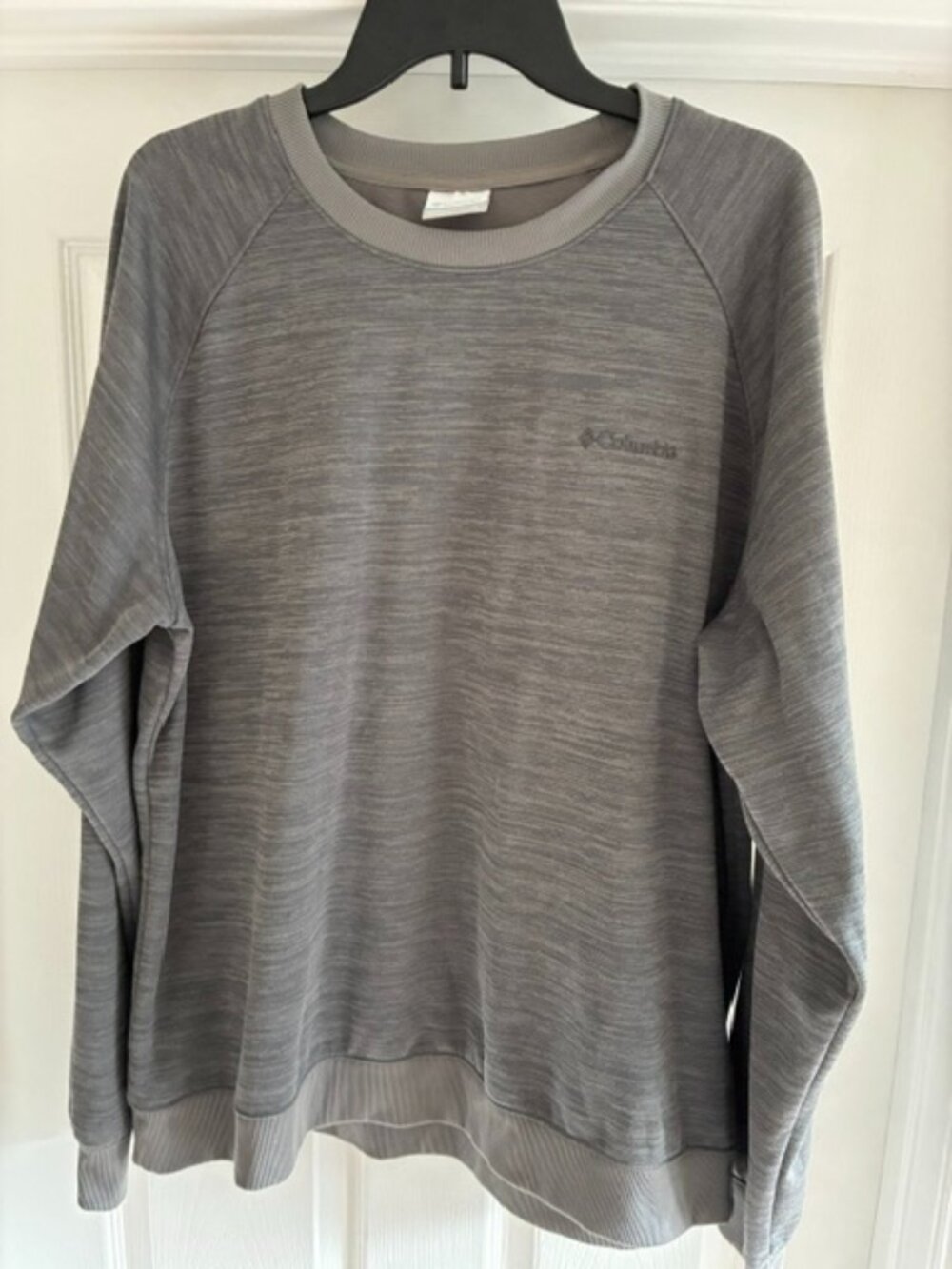Columbia men's XL crewneck sweatshirt